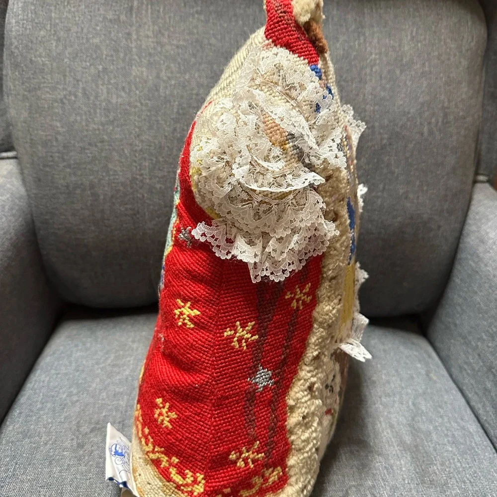 Vintage Tableaux New York Santa Claus Needlepoint Pillow